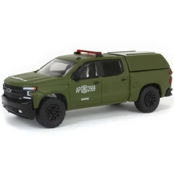 1/64 2021 Chevrolet Silverado LT Trail Boss Z71 with Camper Shell, Carabineros De Chile
