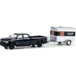 1/64 2023 Dodge Ram 2500 Gulf Oil with Small Gulftube Motor Oil Cargo Trailer, Hitch & Tow Series 29
