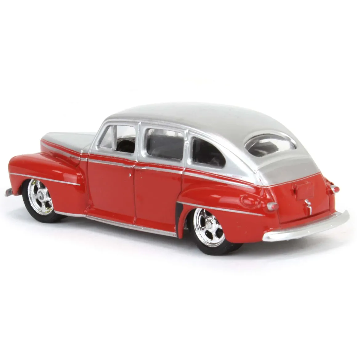 1/64 1947 Ford Fordor Super Deluxe, Silver Metallic & Red Two-Tone, California Lowriders Series 4
