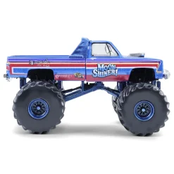 1/64 1982 GMC Sierra 2500, Moonshiner!, Kings of Crunch Series 16