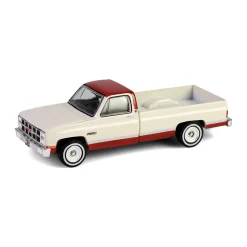 1/64 1981 GMC Sierra Classic K2500, Neutral & Dark Carmine Red Deluxe Two-Tone, Down on the Farm Series 10