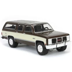1/64 1986 GMC Suburban, Indian Bronze & Doeskin Tan, Showroom Floor Series 6