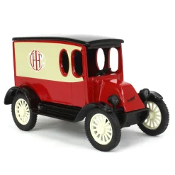 1/25 1920 International Truck Bank with IHC Logos by Scale Models