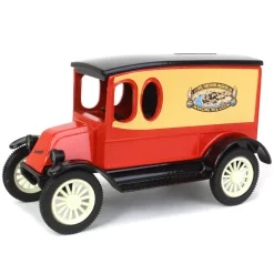 1/25 1920 International Truck Bank by Scale Models