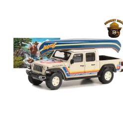1/64 2021 Jeep Gladiator with Canoe on Roof, Smokey Bear Series 2