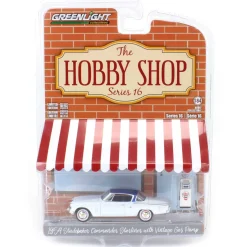 1/64 1954 Studebaker Commander Starliner with Wayne 505 Gas Pump, Hobby Shop Series 16