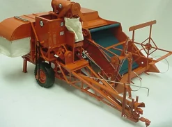 1/12 Allis Chalmers 60A All Crop Harvester by Franklin Mint