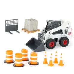 1/16 Big Farm Bobcat S450 Skid Steer Set with Accessories