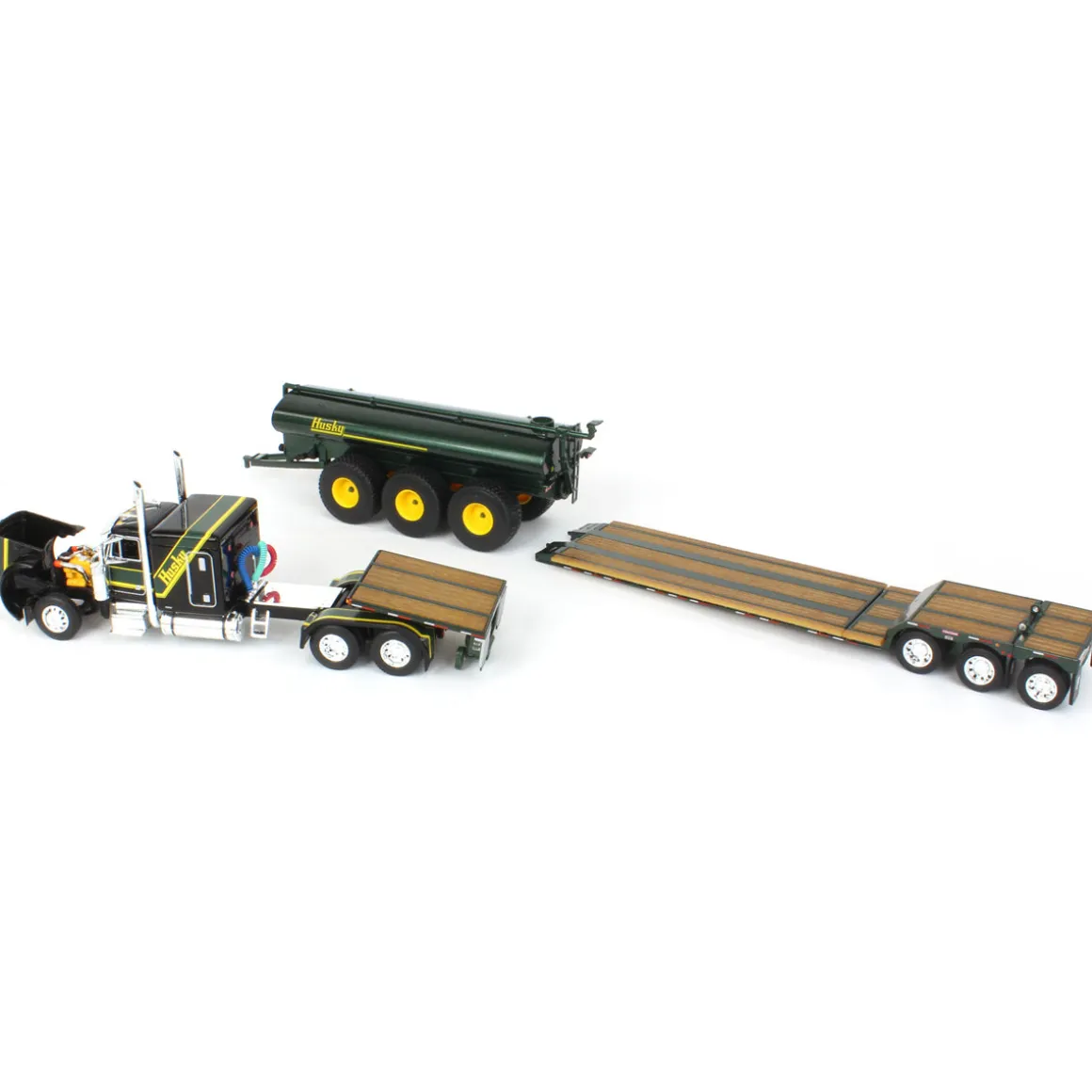 1/64 Black Husky Peterbilt 379 w/ Fontaine Renegade Lowboy & Husky Manure Spreader, DCP by First Gear