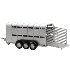 1/32 Britains Ifor Williams Livestock Trailer