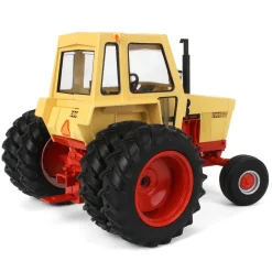 1/16 Case 1070 Agri King 2WD Tractor with Cab & Rear Duals, ERTL Prestige Collection Limited Edition