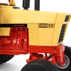 1/16 Case 1070 Agri King 2WD Tractor with Cab & Rear Duals, ERTL Prestige Collection Limited Edition
