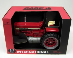 1/8 Case IH 856 Narrow Front Sandcast Metal Tractor, Made in the USA