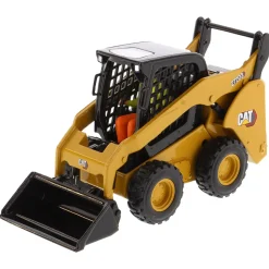 1/32 CAT 272D3 Skid Steer Loader w/ Bucket, Fork and Grapple Tools