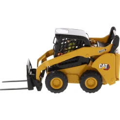 1/32 CAT 272D3 Skid Steer Loader w/ Bucket, Fork and Grapple Tools