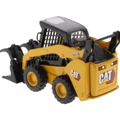 1/32 CAT 272D3 Skid Steer Loader w/ Bucket, Fork and Grapple Tools