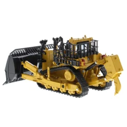 1/64 Caterpillar D11 Dozer with 2 Blades & Rear Rippers