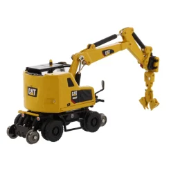 1/87 Caterpillar M323F Railroad Wheeled Excavator
