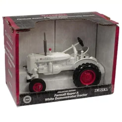 1/16 Collector Edition IH Farmall Super A White Demonstrator