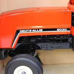 1/16 Deutz Allis 8030 2WD with Rear Duals, 1985 Special Edition