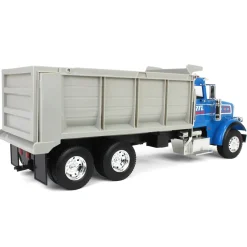 1/16 ERTL Big Farm Blue Peterbilt Model 367 Dump Truck