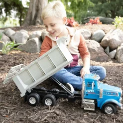 1/16 ERTL Big Farm Blue Peterbilt Model 367 Dump Truck