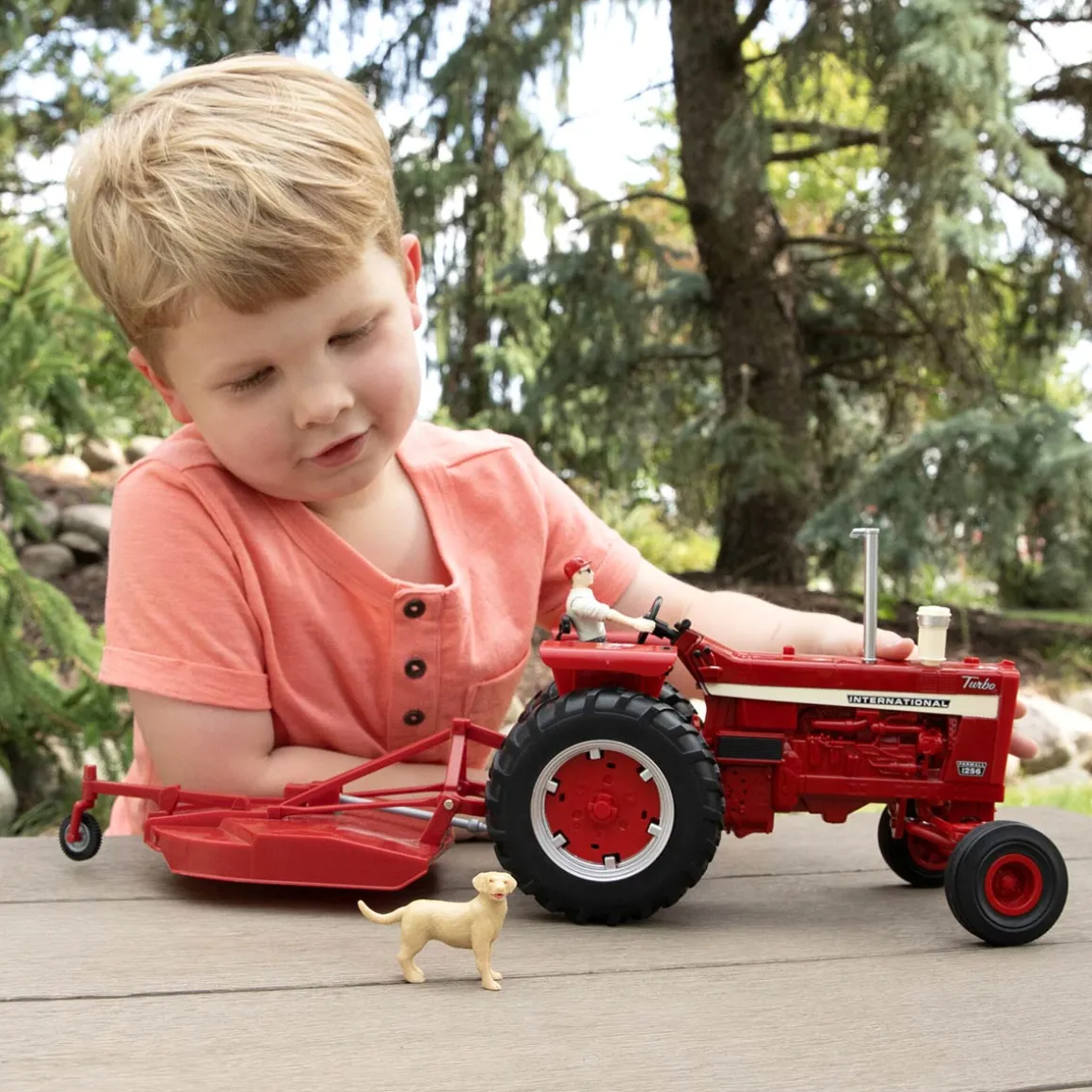 1/16 ERTL Big Farm Farmall 1256 with Mower & Figures