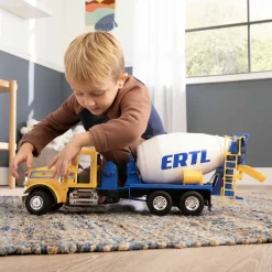 1/16 ERTL Big Farm Yellow & Blue Peterbilt Model 367 Cement Mixer