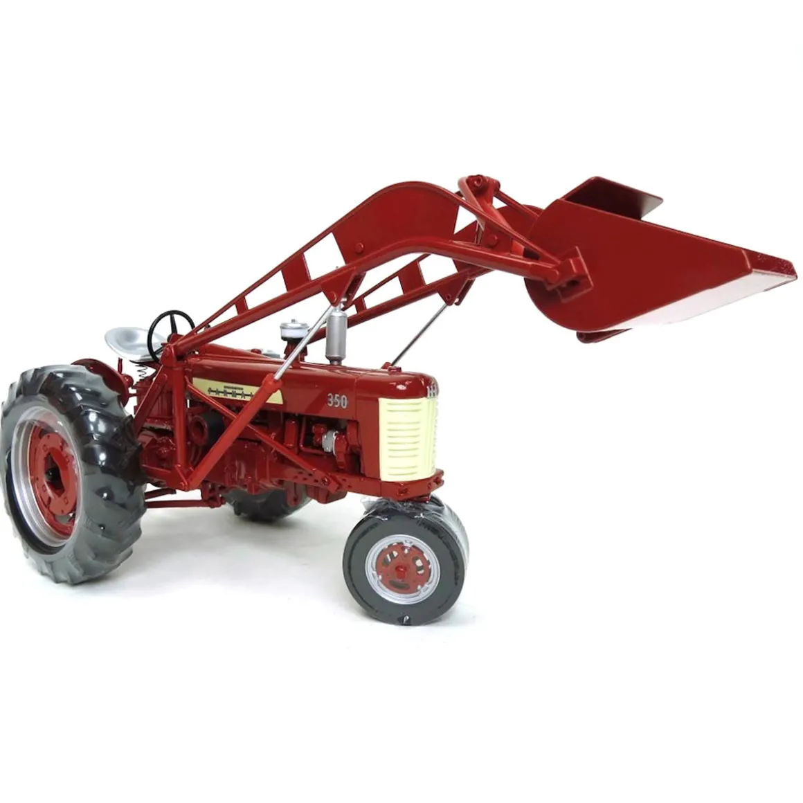 1/16 Farmall 350 with IH McCormick #33 Loader, 2006 World Pork Expo