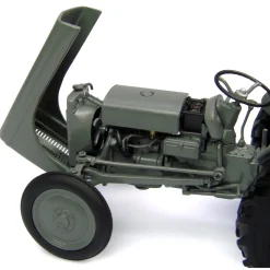 1/32 Ferguson TEA 20 by Universal Hobbies