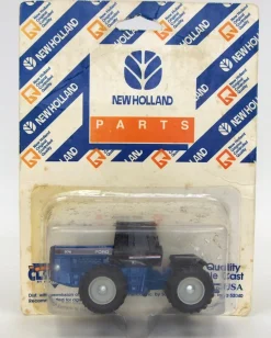 1/64 Ford 976 Articulating 4WD Tractor with Duals