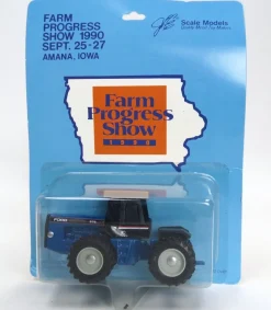 1/64 Ford Versatile 976 with Duals & Grey Cab, 1990 Farm Progress Show