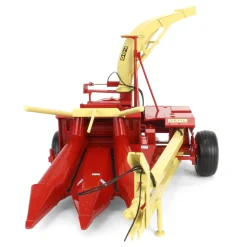1/16 GEHL 700 Forage Chopper with Corn and Hay Heads by SpecCast