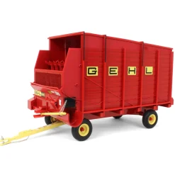1/16 GEHL 640 Forage Wagon by SpecCast