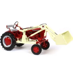 1/16 High Detail 1977 International Harvester Farmall Cub with One-Arm Loader
