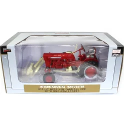 1/16 High Detail 1977 International Harvester Farmall Cub with One-Arm Loader