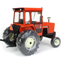 1/16 High Detail Allis Chalmers 6060 2WD with Cab