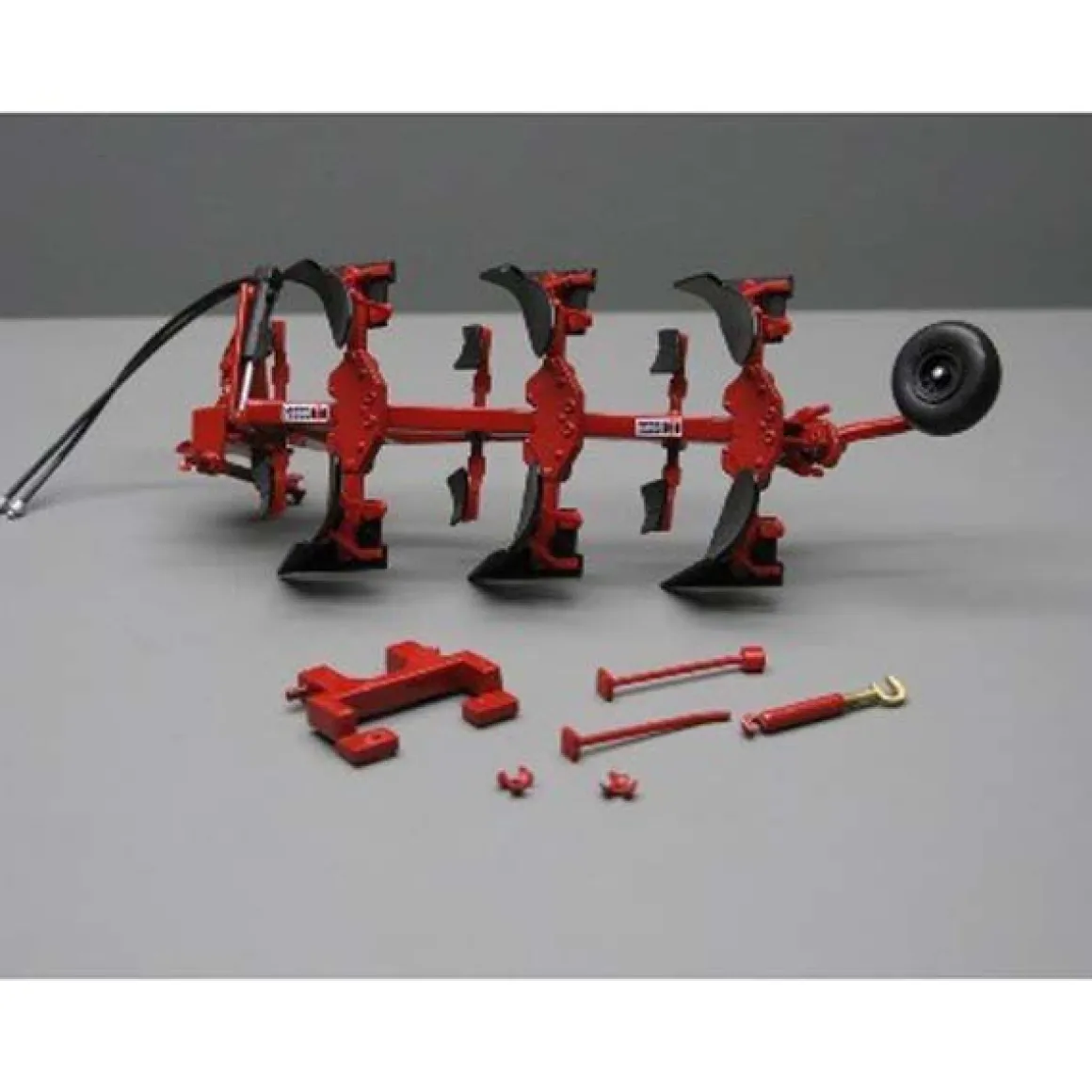1/32 High Detail Case International 155 Reversible 3 Botom Plow