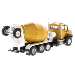 1/64 High Detail Caterpillar CT660 McNeilus Bridgemaster Concrete Mixer