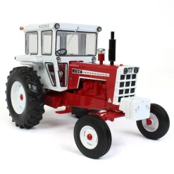 1/16 High Detail Cockshutt 1755 Diesel Wide Front with Factory Oliver Cab