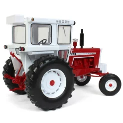 1/16 High Detail Cockshutt 1755 Diesel Wide Front with Factory Oliver Cab
