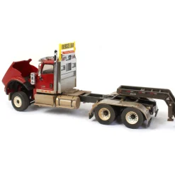 1/50 High Detail International HX520 Tandem Tractor w/ XL 120 HDG Trailer & Dusty CAT 320 DL Excavator