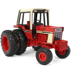 1/16 IH Farmall 1086 Cab with Precision Duals, 2005 Toy Tractor Times Limited Edition
