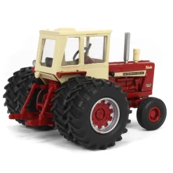 1/64 IH Farmall 1256 2WD Tractor with Cab