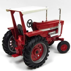 1/16 IH Farmall 1468 with ROPS, 1995 Lafayette Show