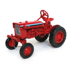 1/16 IH Farmall Cub #7 Blue Stripe--Wrong box