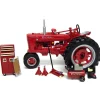 1/16 IH Farmall M Restoration Tractor & Accessories