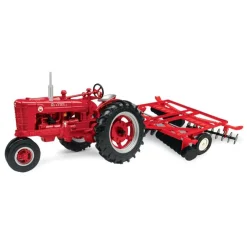 1/16 IH Farmall Super M Narrow Front w/ 4 Gang Disk