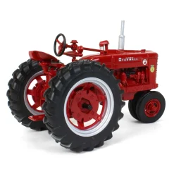 1/16 IH Farmall Super M Narrow Front with FFA Logo