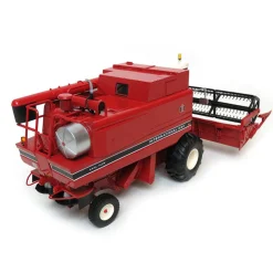 1/32 International 1460 Axial-Flow Combine with Grain Head, European Version
